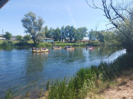 Dobrodelni spust v Straži 1